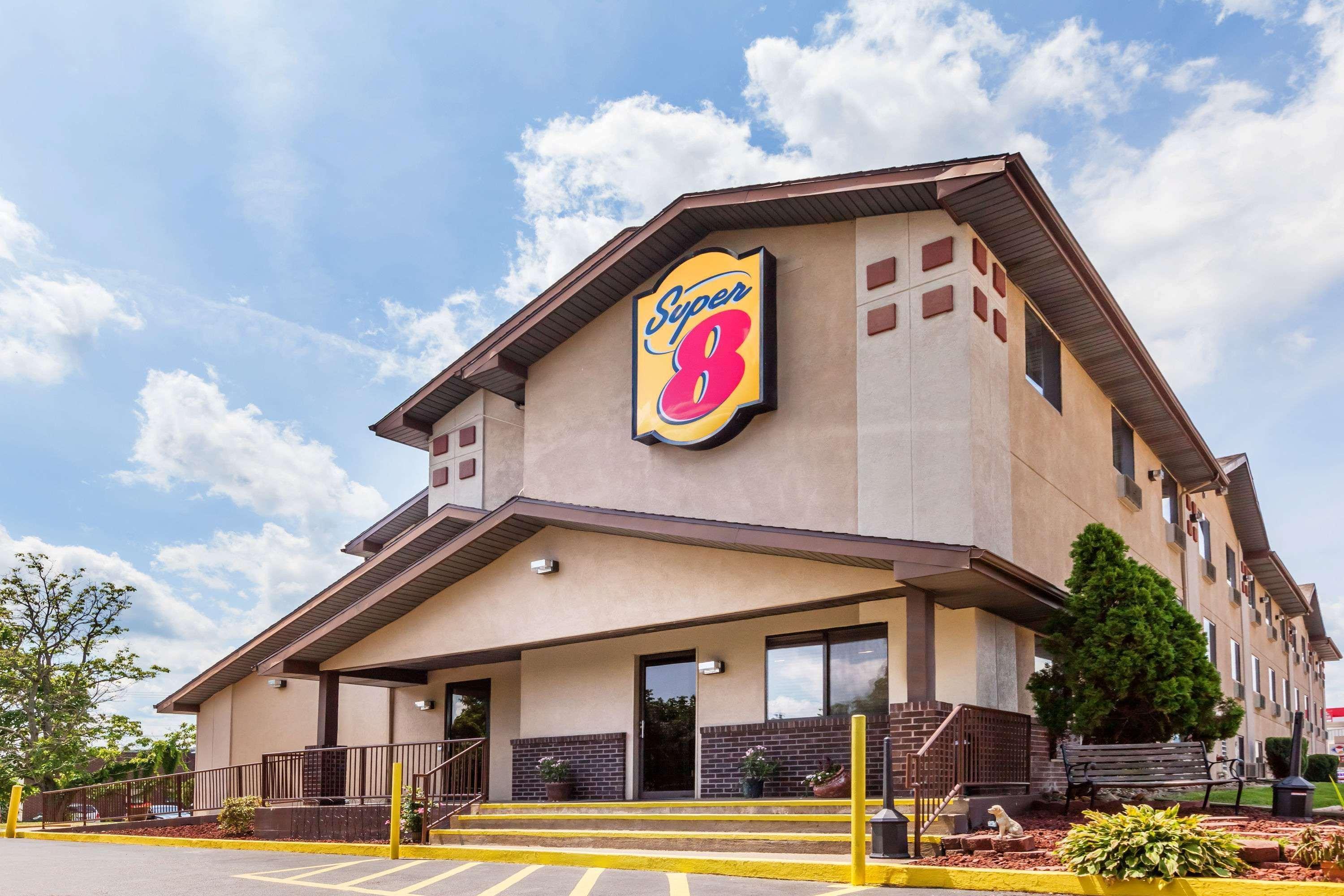 Hotel Super 8 By Wyndham Dunbar/Charleston Area Exterior foto